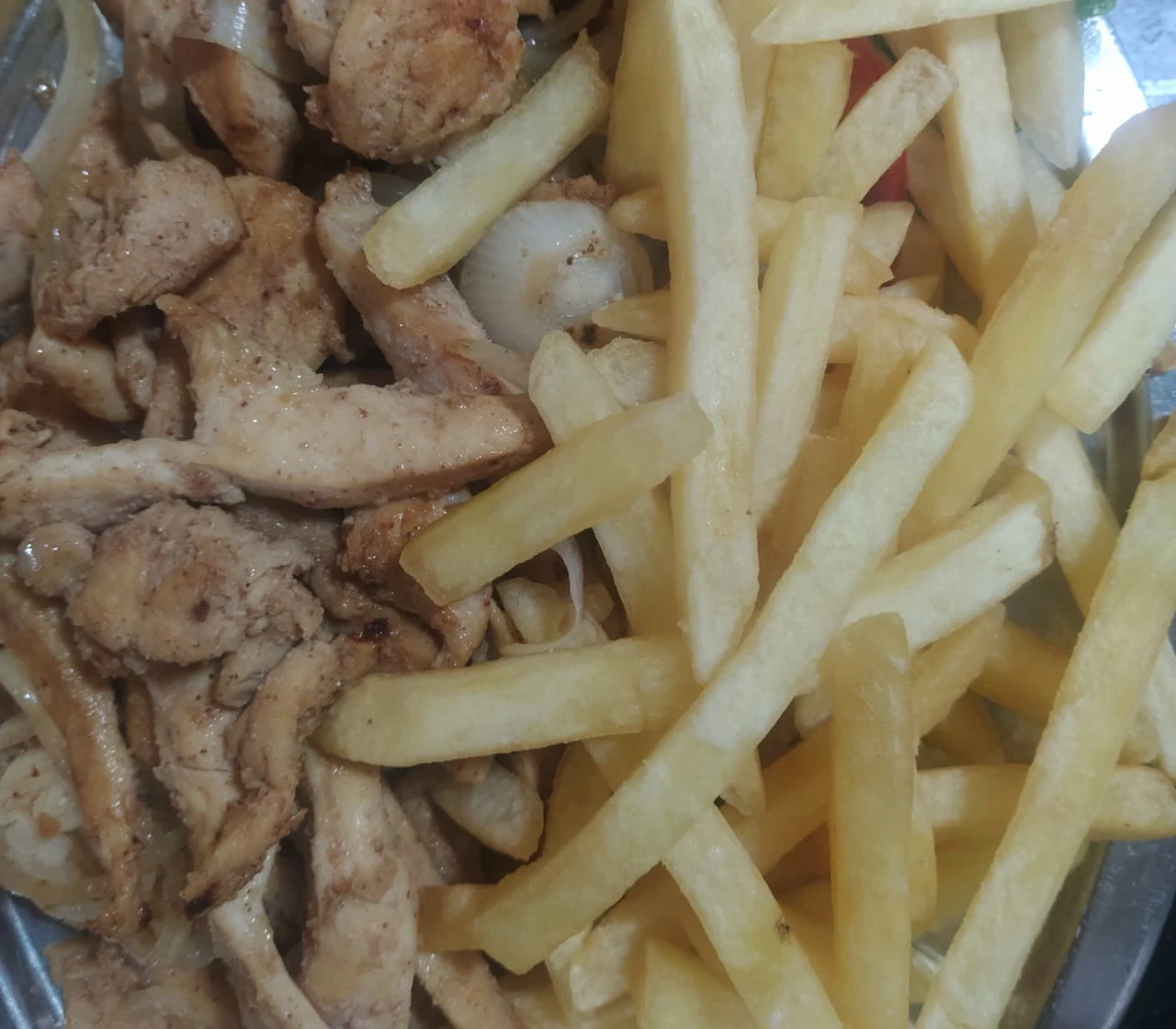 Frango com fritas